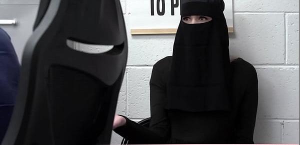  Cute Muslim chick tried to conceal some stolen stuff under her clothes